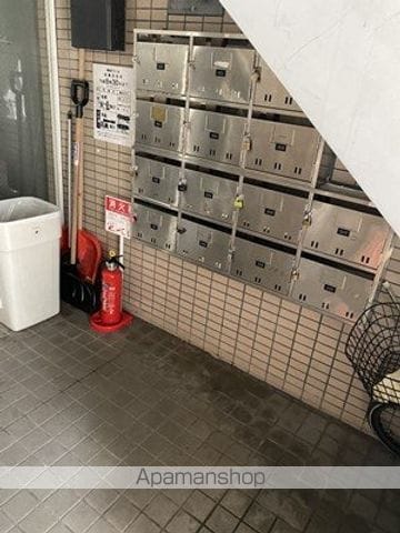クロストン34の玄関写真