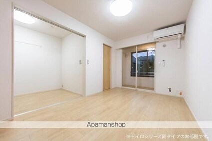アルドーレ[1LDK/36.29m2]のリビング・居間1