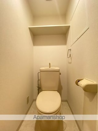 大阪府和泉市伯太町４丁目[1DK/27.94m2]のトイレ