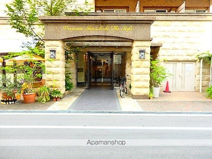 プレサンス心斎橋ザ・スタイル[1K/23.96m2]の外観4