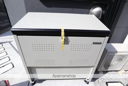 ユニヴェール西新井[1R/17.15m2]の共用部1