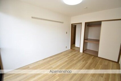 香川県高松市松島町３丁目[3DK/65m2]の内装1