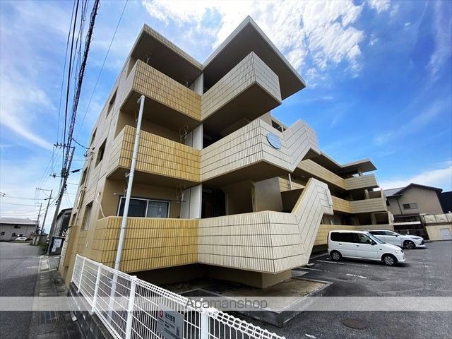 ドメスティックカーサの外観写真