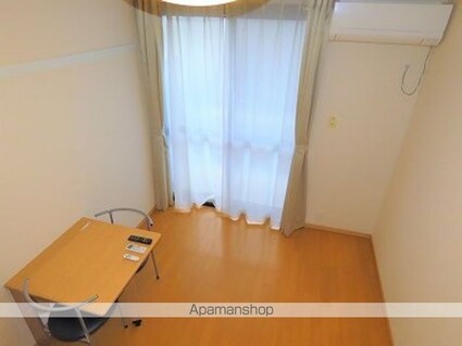 レオパレスアップル[1K/20.81m2]のリビング・居間4