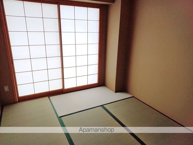 CLIE HIRATAの内装写真