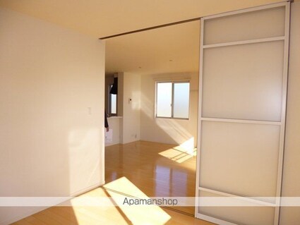 エクセレンテＢ[2LDK/66.13m2]のリビング・居間2