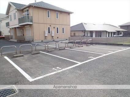 和歌山県和歌山市紀三井寺[2LDK/68.93m2]の駐車場2
