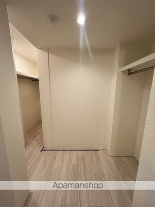 東京都世田谷区北沢１丁目[1LDK/51.37m2]の収納