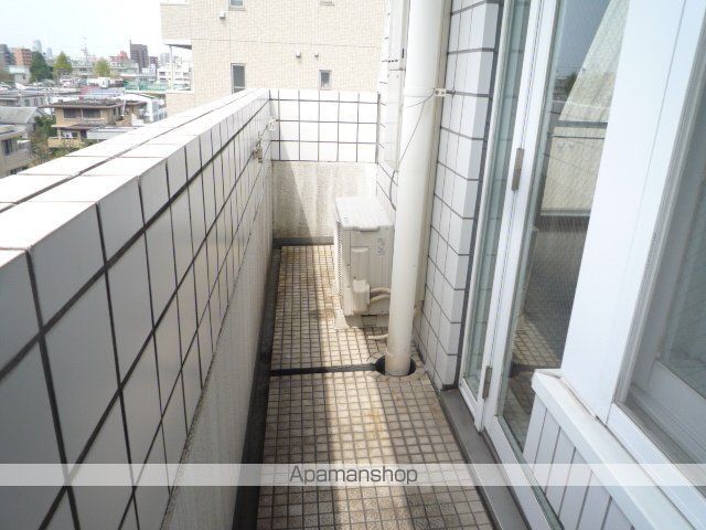 グラチアトルリの内装写真