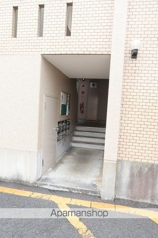 メゾン清明山.の玄関写真