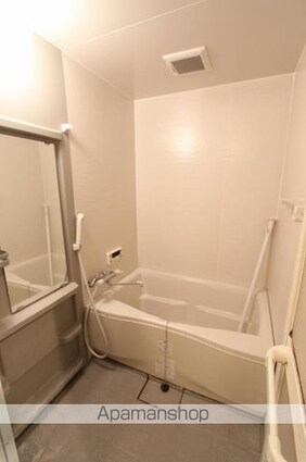 パルムドール[1K/32m2]のバス