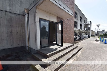 松原シティーⅡ[1LDK/51m2]のエントランス2