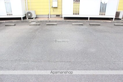 シティハイツサトウ２[2DK/40.57m2]の駐車場