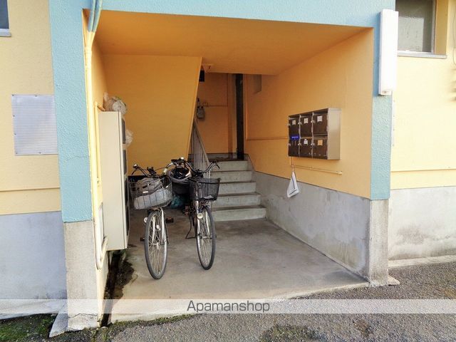 八丁マンションの玄関写真