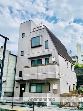 東京都新宿区市谷長延寺町[1R/15.99m2]のエントランス