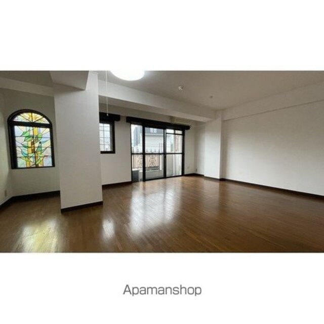 東京都新宿区下落合４丁目[2LDK/86.49m2]のリビング・居間
