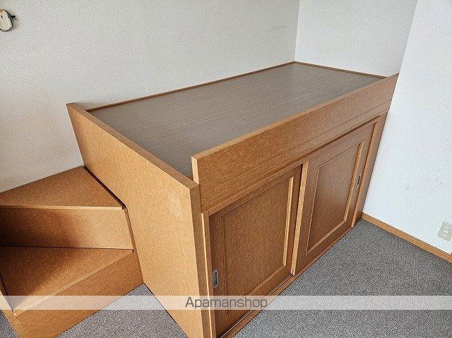 レオパレスウッズ春日の内装写真