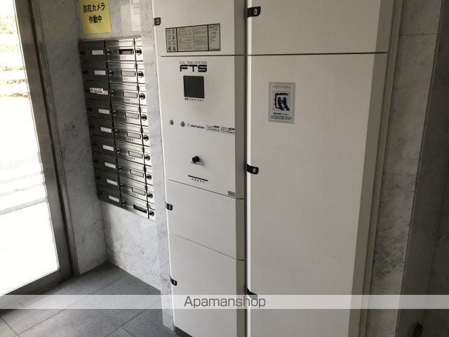 ヴィスタガーデン西荻窪の玄関写真