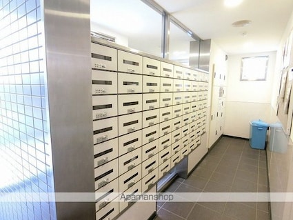 東京都府中市宮町１丁目[3LDK/65.76m2]の共用部3