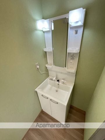 イーストブルーの内装写真