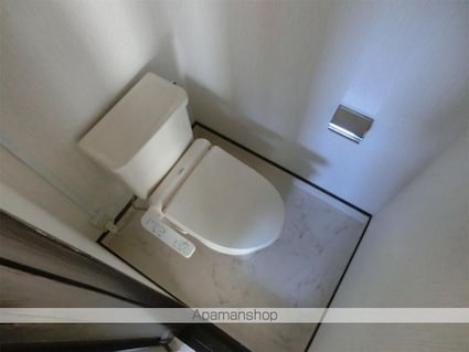 滋賀県大津市大萱５丁目[3DK/56.31m2]のトイレ
