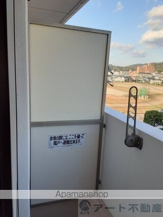 グランアルブル山越Ⅲ[2LDK/45.36m2]のバルコニー