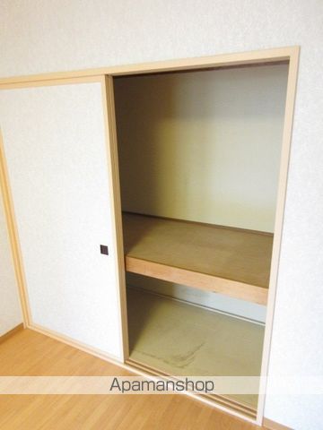 リベルティ大通の内装写真