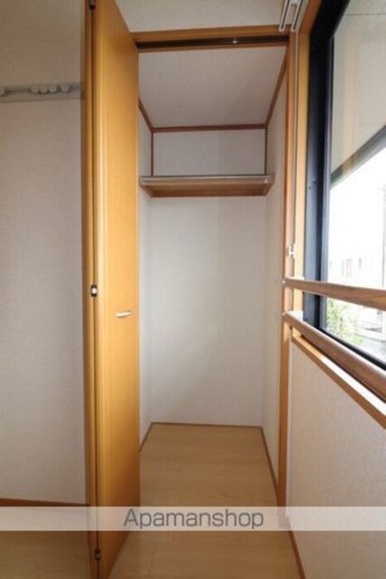 グランドキャッスルＧＯＭＩ　Ｅ[2LDK/53.76m2]の収納