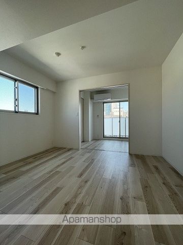 ジーグランデ九条の内装写真