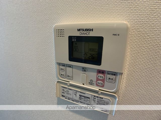 ドゥーエ江坂IIIの内装写真