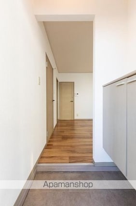 香川県高松市上之町１丁目[2DK/46.76m2]の玄関