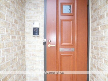 アプリコット[2LDK/58.86m2]のエントランス2