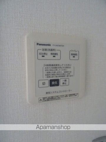 フォレスト・Mの内装写真