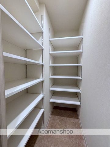 ミラージュパレスHOMMACHIディパートの内装写真