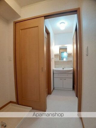 和歌山県和歌山市島[1LDK/46.49m2]の洗面所