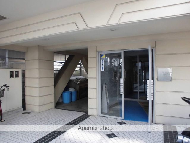 エクシム高円寺の玄関写真