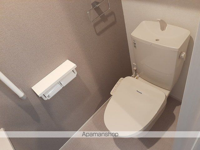 北陸新幹線 新高岡駅 徒歩17分 3階建 築3年の内装写真