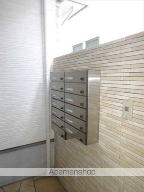 和歌山県和歌山市黒田[1LDK/38.2m2]の共用部1