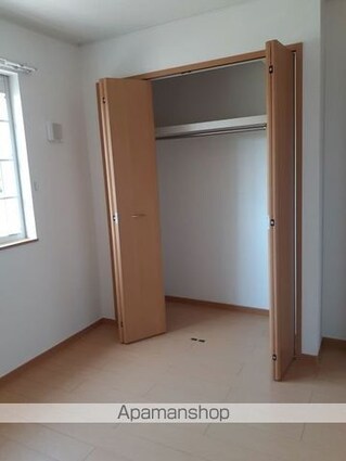 ヴィラ　アンソレイエⅢ[2DK/44.82m2]の収納