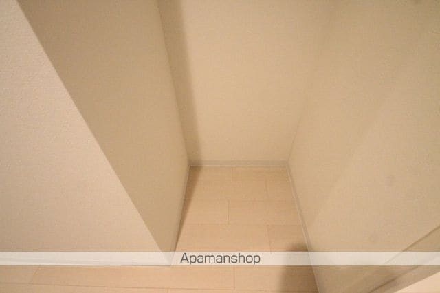 LUXE新大阪IIIの内装写真