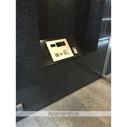 東京都新宿区市谷薬王寺町[1DK/41.78m2]の共用部