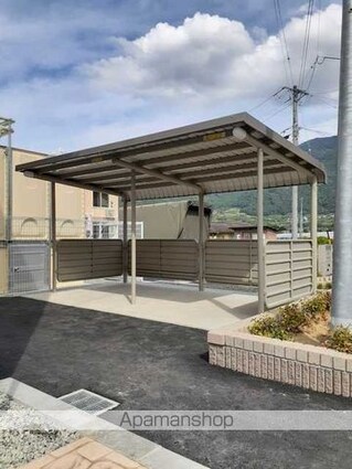 ライムⅠ[2LDK/62.54m2]の駐車場2