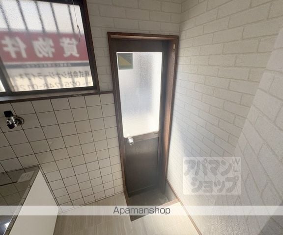 山陰本線 花園駅 徒歩6分 2階建 築64年の内装写真