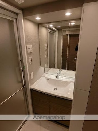 ＫＤＸレジデンス三鷹[1LDK/41.98m2]の洗面所