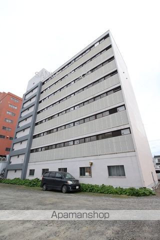 内山マンションの外観写真