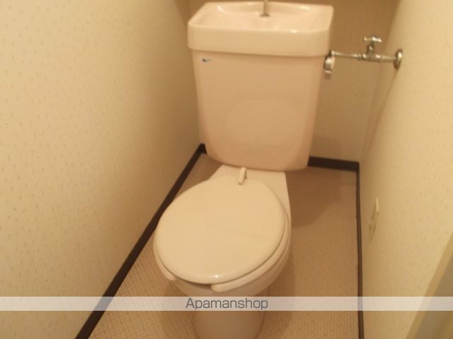 インターナショナルビルの内装写真