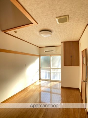 コーポNEW新山の内装写真