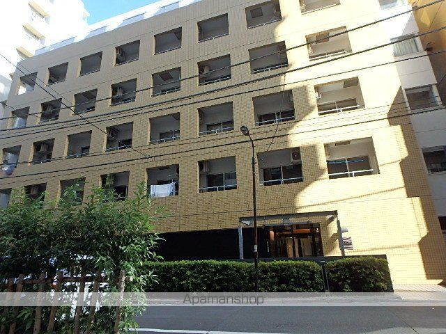 レジディア新宿イーストの外観写真