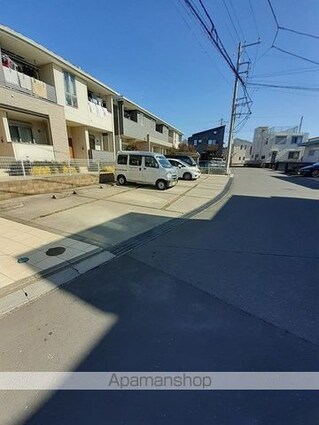 千葉県松戸市幸田５丁目[1LDK/42.19m2]の駐車場