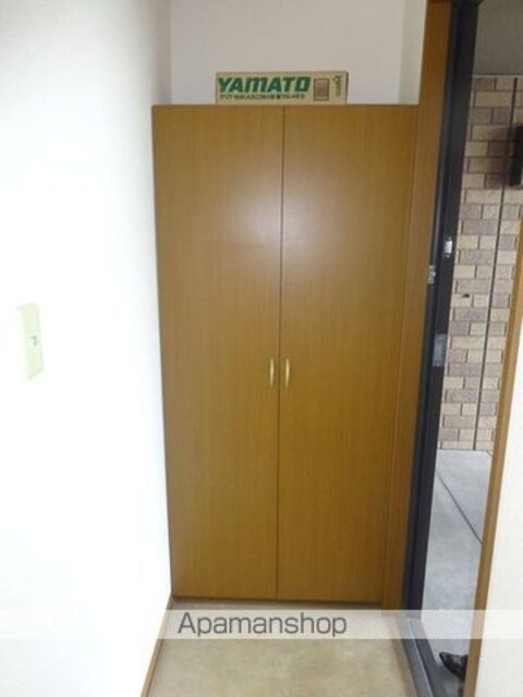和歌山県和歌山市六十谷[2DK/47.69m2]の玄関